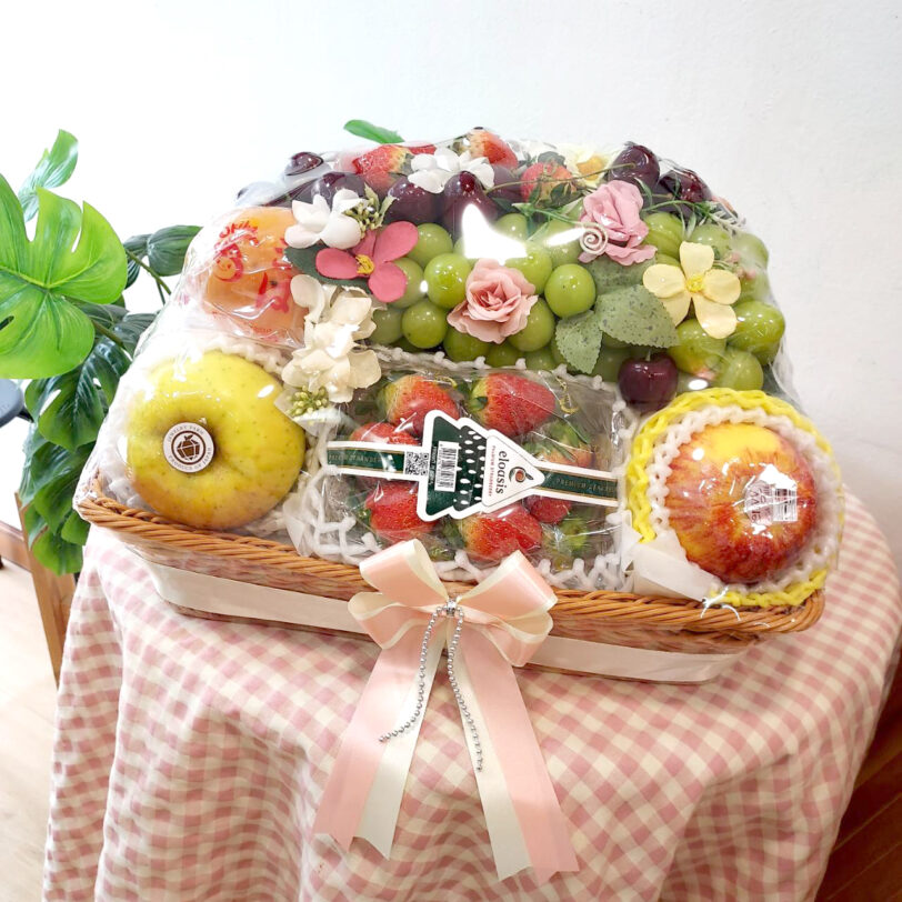 Celebrate Premium Fruit Basket with Wooden Tray ll