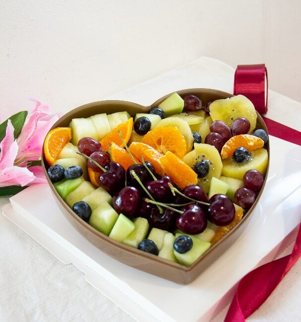 Mini Heart Fruit Box - ผลไม้พร้อมทาน