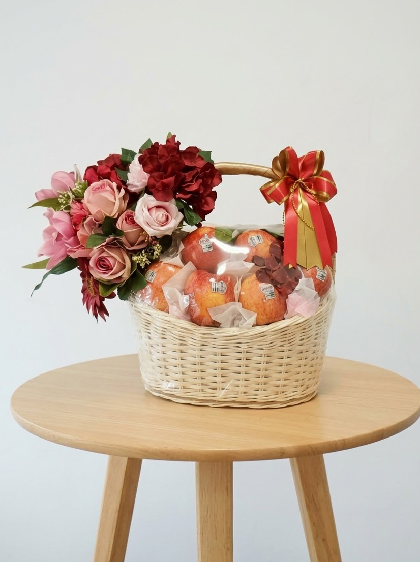 F&F-03  กระเช้าหวายแอปเปิ้ล